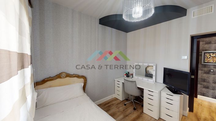 Image No.19-4 Bed Villa for sale
