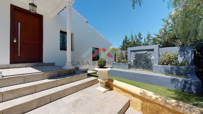 Image No.3-4 Bed Villa for sale