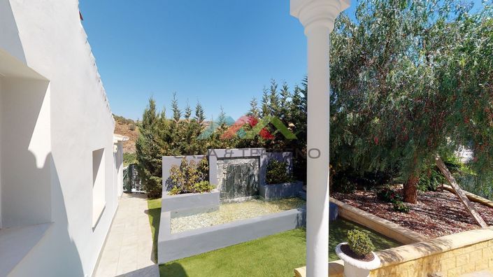 Image No.4-4 Bed Villa for sale