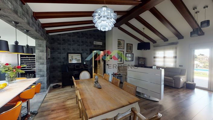 Image No.31-4 Bed Villa for sale