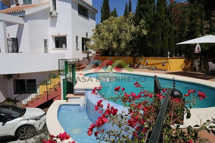 Image No.5-3 Bed Villa for sale