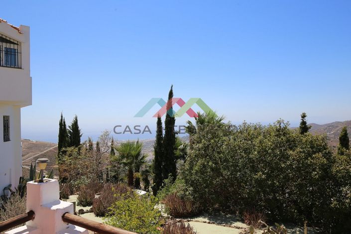 Image No.41-3 Bed Villa for sale