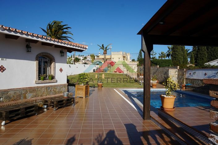 Image No.6-Villa de 4 chambres à vendre à Caleta de Vélez
