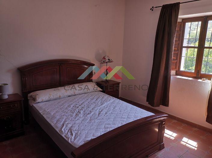 Image No.11-3 Bed Country House for sale