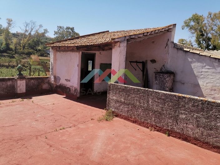 Image No.22-3 Bed Country House for sale