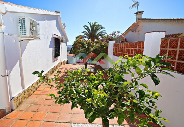 Image No.2-Villa de 3 chambres à vendre à Caleta de Vélez