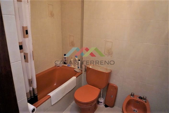 Image No.14-14 Bed Townhouse for sale