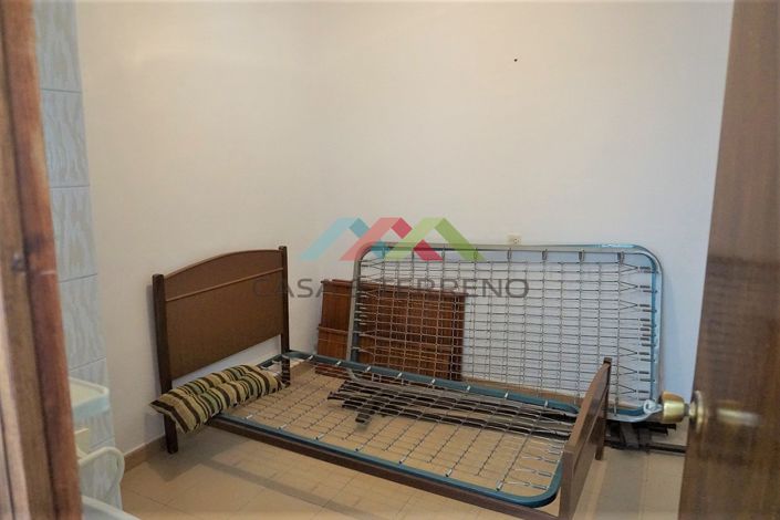 Image No.21-14 Bed Townhouse for sale