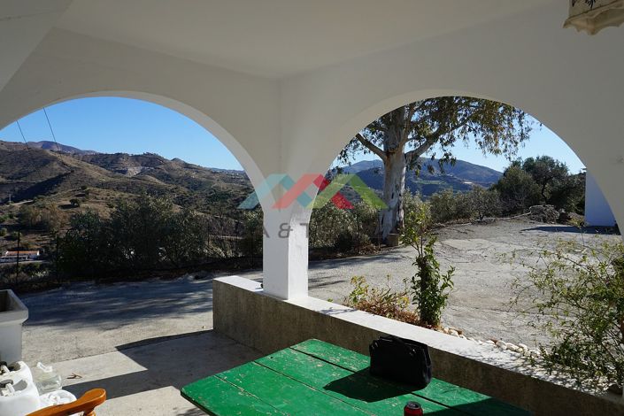 Image No.18-3 Bed Country House for sale