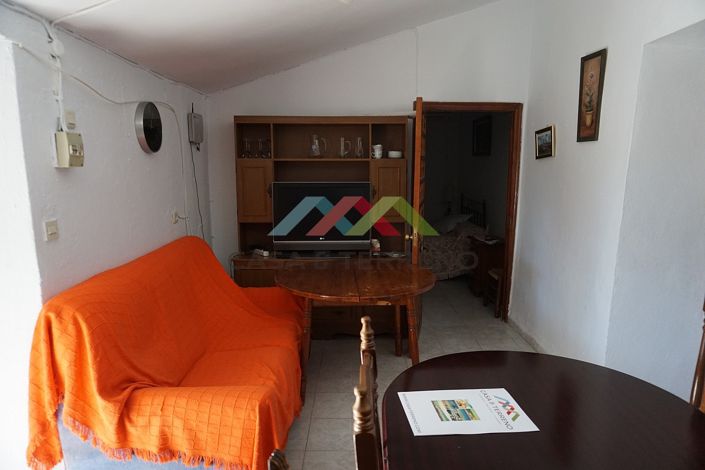 Image No.25-3 Bed Country House for sale