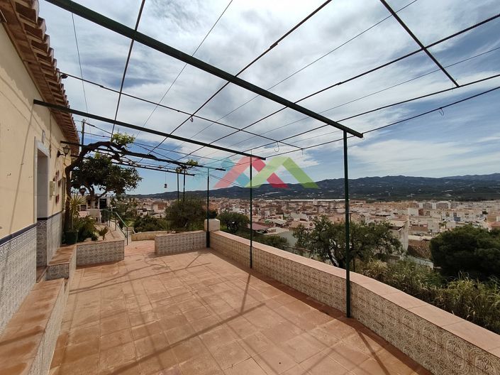 Image No.2-Villa de 4 chambres à vendre à Vélez-Málaga