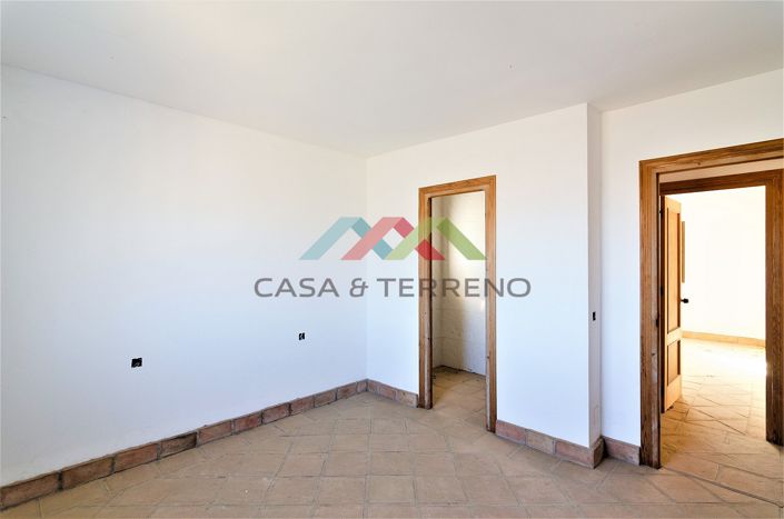 Image No.22-Villa de 12 chambres à vendre à Malaga