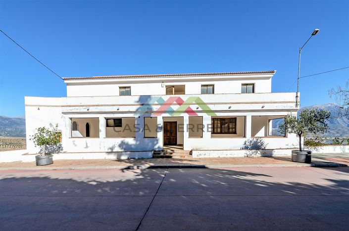 Image No.3-Villa de 12 chambres à vendre à Malaga