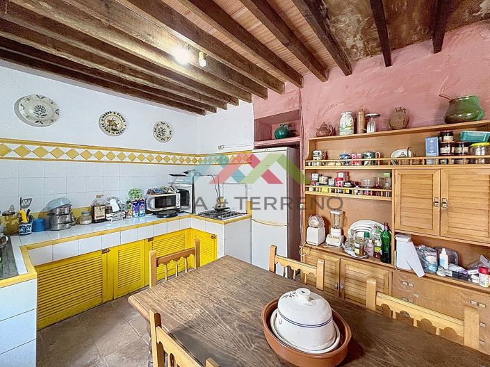 Image No.15-3 Bed Country House for sale