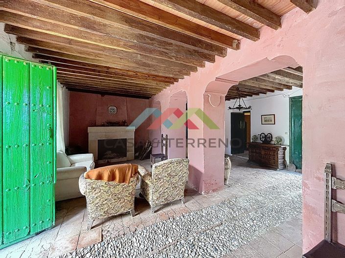 Image No.17-3 Bed Country House for sale