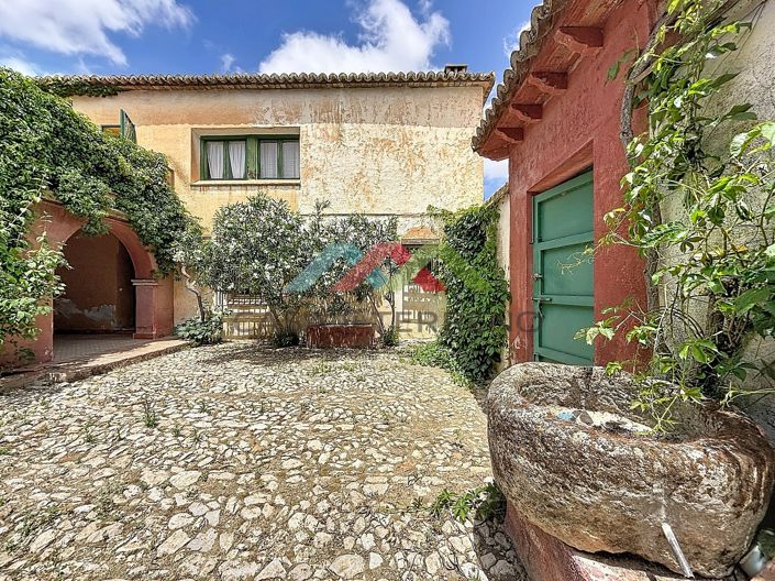 Image No.3-3 Bed Country House for sale