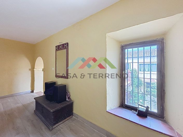 Image No.32-3 Bed Country House for sale