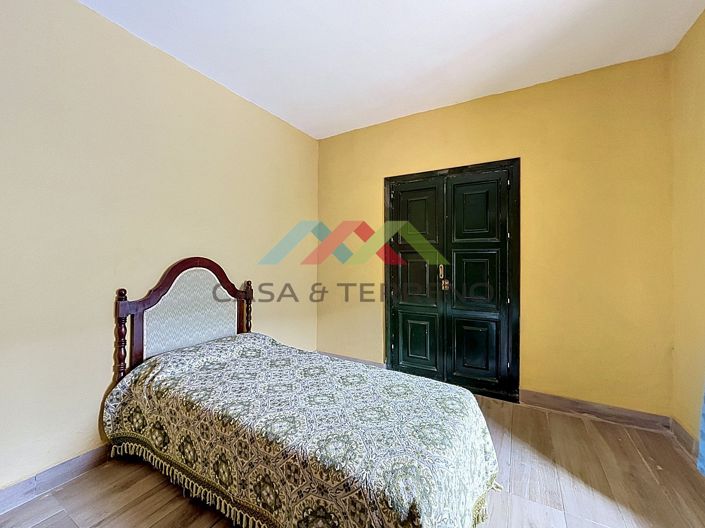 Image No.33-3 Bed Country House for sale