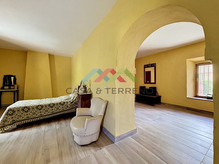 Image No.34-3 Bed Country House for sale