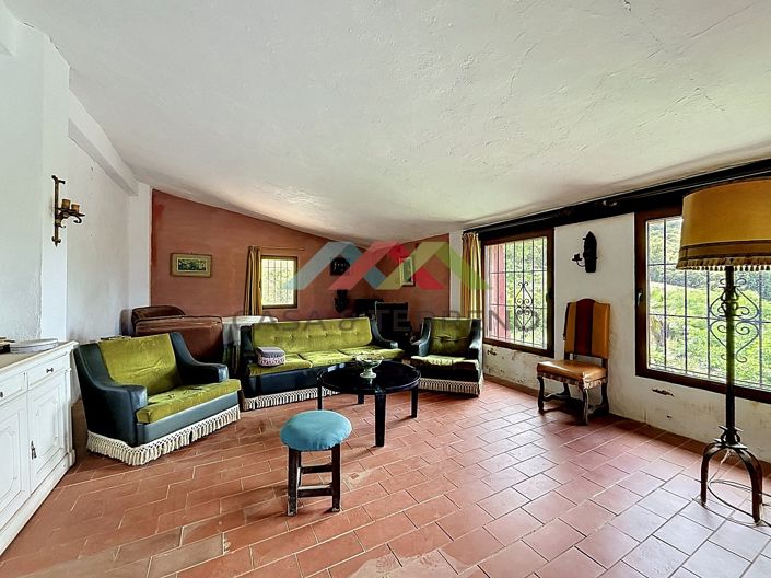 Image No.49-3 Bed Country House for sale