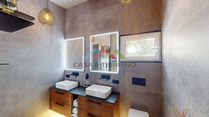 Image No.39-4 Bed Villa for sale