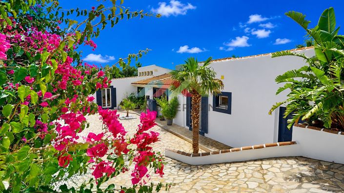 Image No.5-4 Bed Villa for sale