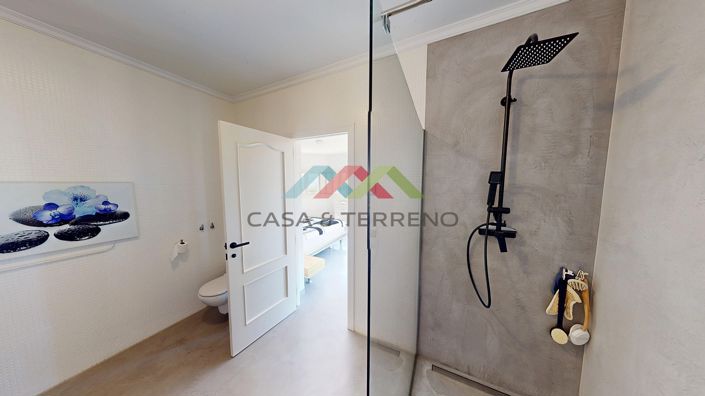 Image No.24-4 Bed Villa for sale