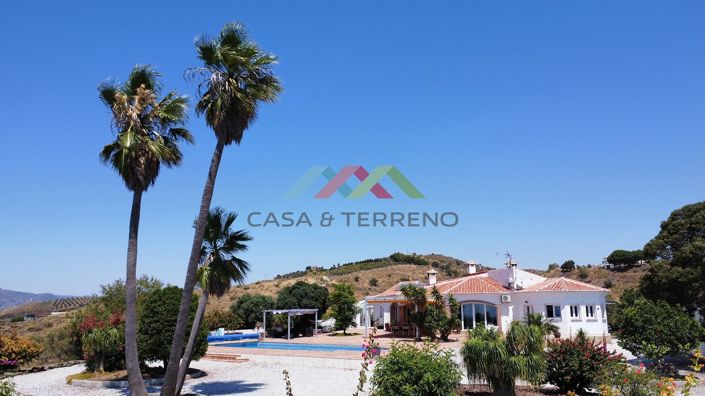 Image No.4-4 Bed Villa for sale