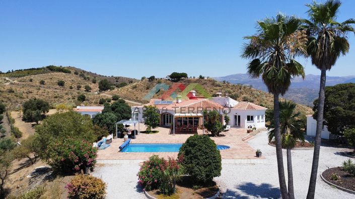 Image No.5-4 Bed Villa for sale