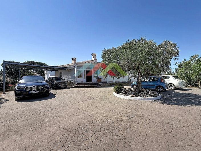Image No.44-4 Bed Villa for sale