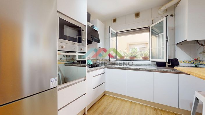 Image No.11-2 Bed Apartment for sale