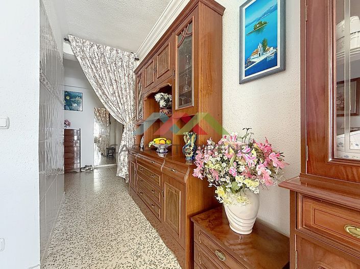 Image No.18-3 Bed Apartment for sale