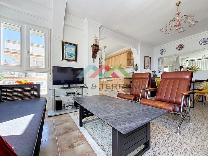 Image No.3-3 Bed Apartment for sale