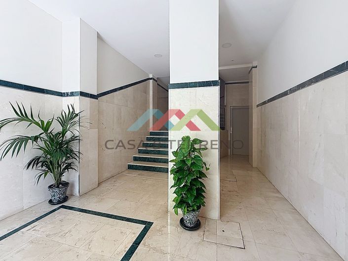 Image No.40-3 Bed Apartment for sale