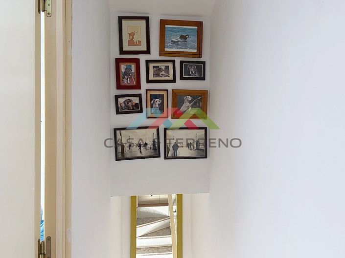 Image No.26-2 Bed Townhouse for sale