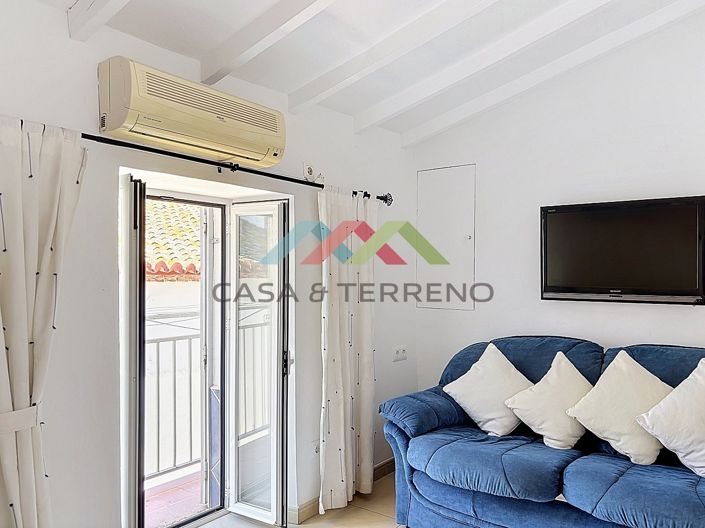 Image No.7-2 Bed Townhouse for sale