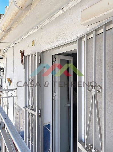 Image No.8-2 Bed Townhouse for sale