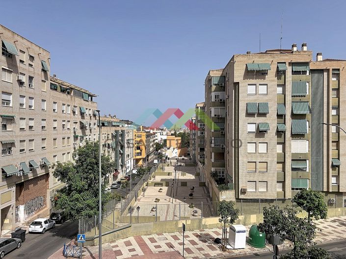 Image No.18-4 Bed Apartment for sale