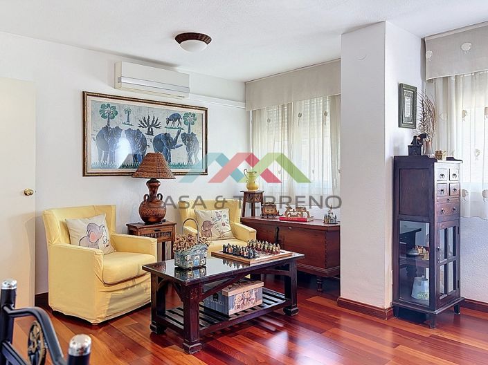 Image No.5-4 Bed Apartment for sale