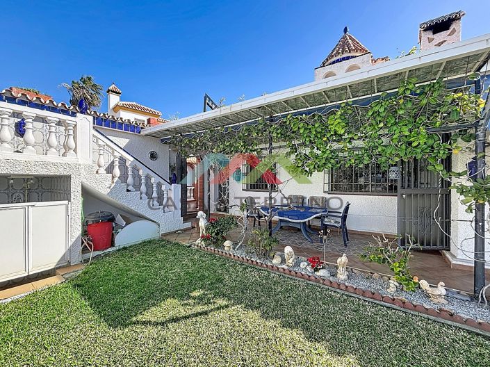 Image No.11-3 Bed Villa for sale