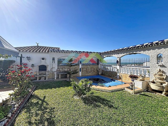 Image No.12-3 Bed Villa for sale