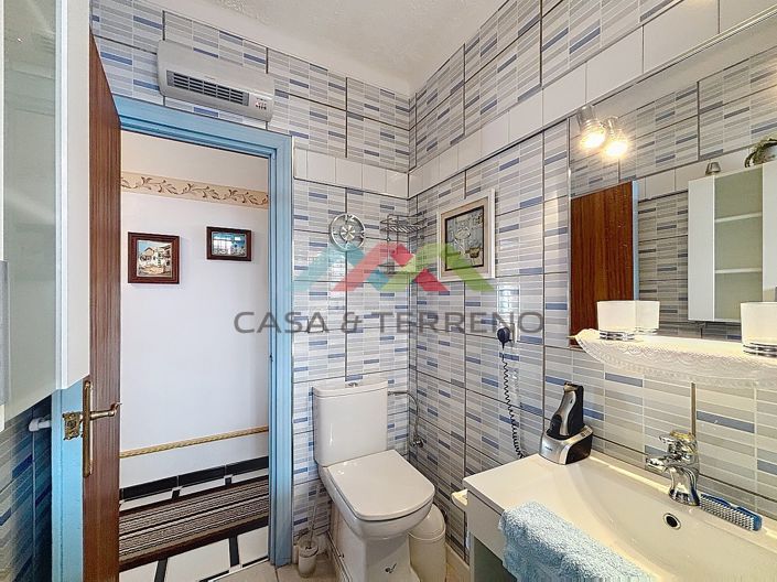 Image No.27-3 Bed Villa for sale