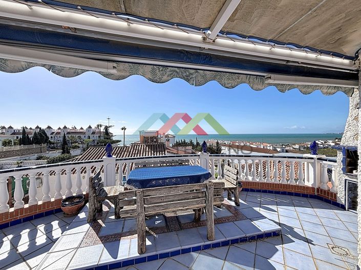 Image No.3-3 Bed Villa for sale
