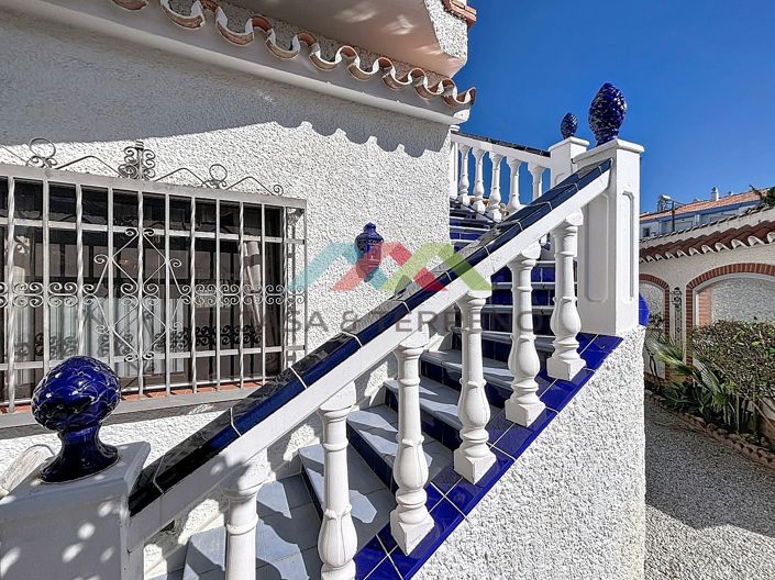 Image No.48-3 Bed Villa for sale