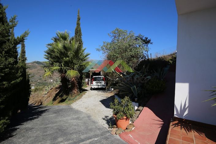 Image No.42-3 Bed Villa for sale