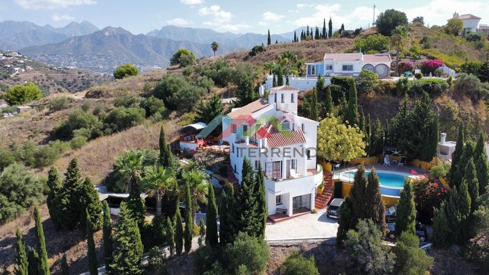 Image No.45-3 Bed Villa for sale