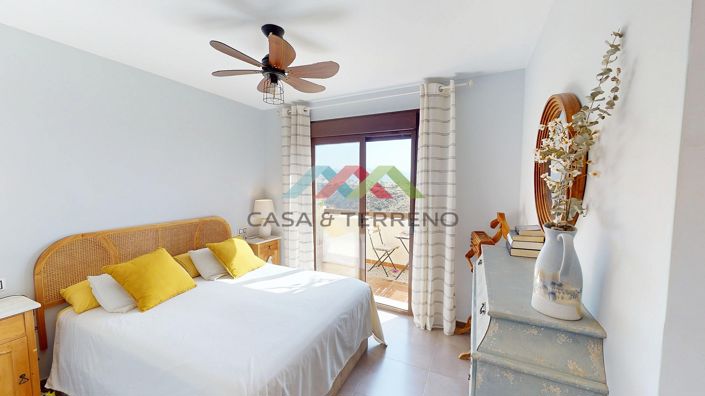 Image No.29-3 Bed Villa for sale