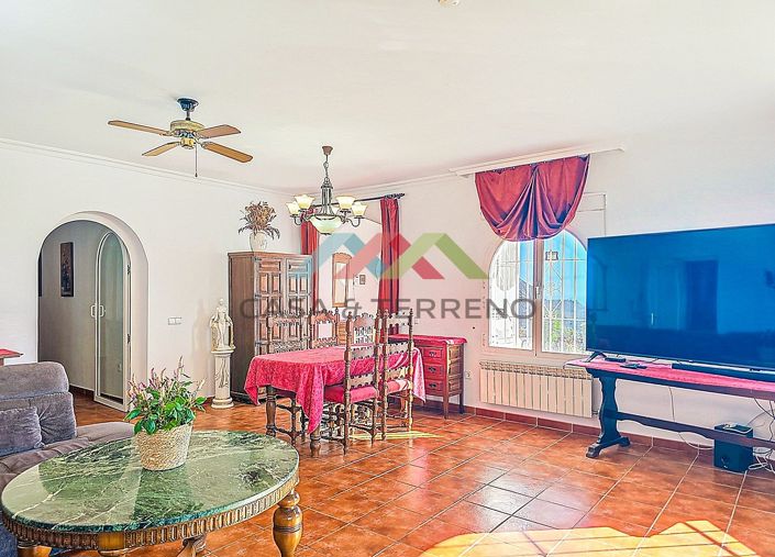 Image No.14-3 Bed Villa for sale