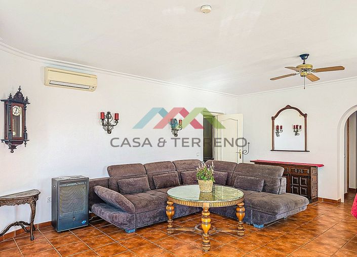 Image No.15-3 Bed Villa for sale