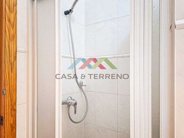 Image No.20-3 Bed Villa for sale